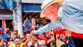 Lula expone en São Paulo escándalos de Bolsonaro y reitera alerta sobre injerencia electoral