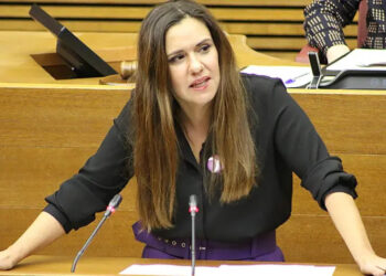 Compromís exige al Consell que aclare los salvoconductos concedidos durante la dana y señala al consejero Rovira