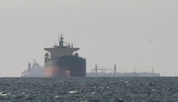 La guerra de EE.UU. contra Irán y los desproporcionados márgenes en el sector de la generación eléctrica podrían disparar la factura de la luz del usuario medio a más de cien euros en septiembre