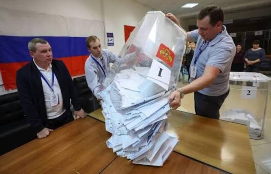 Partido oficialista mantiene su mayoría en elecciones rusas