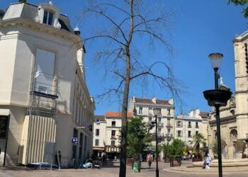 Un fallecido y siete heridos por explosión en periferia de París