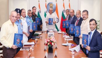 La India presenta su nueva hoja de ruta en defensa
