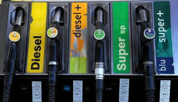 Italia extenderá descuento actual al combustible, anunció el Gobierno