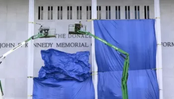 Trump cierra el Centro de artes Kennedy porque la justicia impide ponerle su nombre