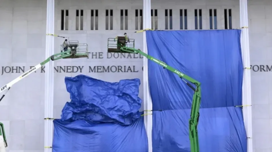 Trump cierra el Centro de artes Kennedy porque la justicia impide ponerle su nombre