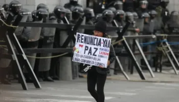 Gobierno boliviano amenaza con «Estado de Sitio» y militarización ante nuevas protestas