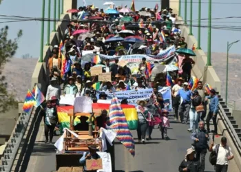 Gobierno de Paz en Bolivia extiende estado de excepción para criminalizar protestas contra medidas neoliberales