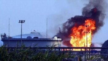 La represalia de Yemen envuelve sede de Aramco saudí en llamas