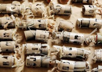 Arabia Saudí bombardea aldeas de Yemen con prohibidas bombas de racimo
