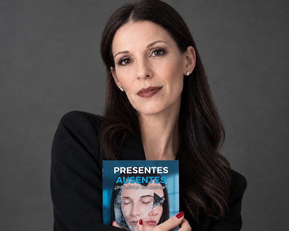 Entrevista a la psicóloga y escritora Carina Oviedo: “El ruido digital se ha convertido en un anestésico”