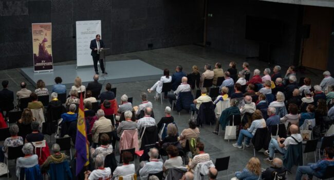 Organizaciones memorialistas de Francia y España se dan cita en Pamplona para abordar la Memoria Histórica, Democrática y Antifascista