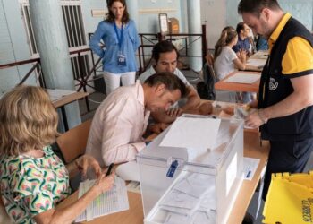 CGT exige una contratación masiva para afrontar el proceso electoral y la campaña de paquetería