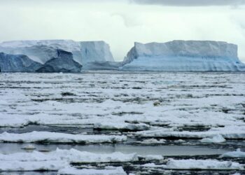 El parlamento de Groenlandia vota por unanimidad a favor de una moratoria sobre la minería en aguas profundas, que abarca toda la exploración hasta 2029