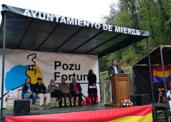 Ovidio Zapico reivindica el Pozu Fortuna como lugar de memoria democrática para construir un futuro de paz y esperanza