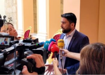 IU Sevilla presenta enmiendas a las Ordenanzas Fiscales municipales de 2027 para reforzar la progresividad, la vivienda y el empleo estable