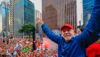 Gobierno de Cuba felicita a Lula por la victoria popular en Brasil