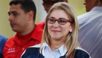 Abogados de Cilia Flores reiteran solicitud de libertad bajo fianza