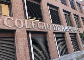 VENIA se persona en defensa de su delegado en Valladolid tras los expedientes por secundar la huelga del turno de oficio
