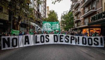 Argentina perdió 74.332 empleos en el Estado desde fin de 2023