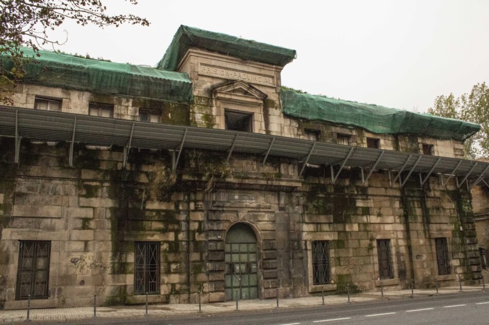 Grupos de memoria solicitan reuniones con el Delegado Adjunto del Gobierno y el Delegado de la Xunta para la recuperación de la Prisión de Ourense