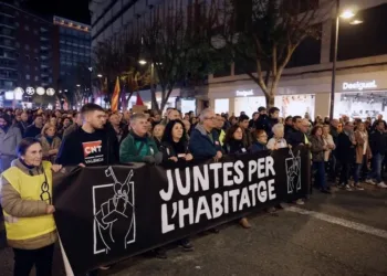 Juntes per l’Habitatge llama a la máxima movilización en la huelga general del 11 de noviembre por el derecho a la vivienda
