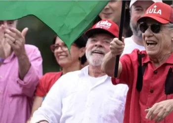Elecciones en Brasil: Lula da Silva busca materializar remontada en segunda vuelta
