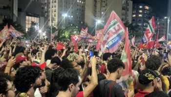 Denuncian que bolsonorista disparó en manifestación de simpatizantes de Lula en Sergipe, Brasil