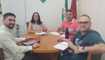 IU denuncia el «desmantelamiento silencioso» del Servicio de Promoción de la Salud de Sevilla y la censura ideológica en sus programas educativos