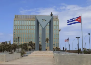 Cuba y EE.UU. mantienen canales de comunicación abiertos, pero no negocian