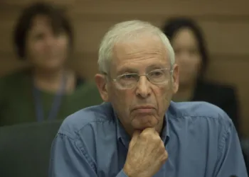 Benny Begin, hijo del ex primer ministro Menájem Begin, fundador del partido Likud: «Netanyahu se ha convertido en una amenaza para todos»