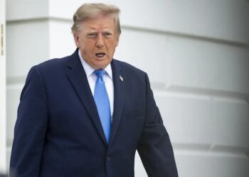 Trump crea grupo para la IA: la «Fuerza de la Superinteligencia»