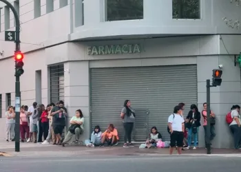 Gestión de Milei destruyó más de 370.000 empleos formales en Argentina