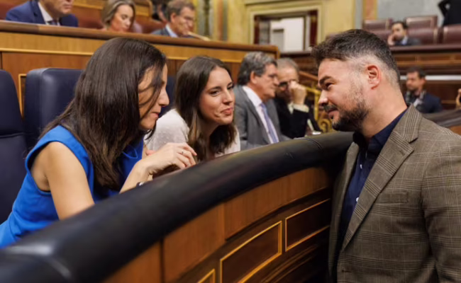 ERC y Podemos ultiman un acuerdo para concurrir juntos en Catalunya a las generales