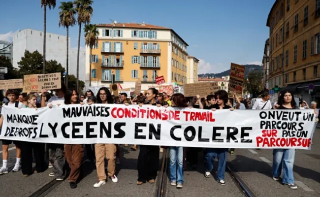 Francia, la protesta que nació sin profesores y llegó hasta la universidad