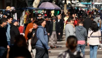 Desempleo en Chile sube al 9.6% y marca su mayor nivel en cinco años