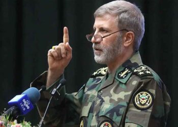 Irán afirma mantener bajo vigilancia total el estrecho de Ormuz