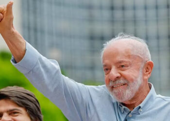 Lula cierra su campaña con actos en Río de Janeiro y Sao Paulo
