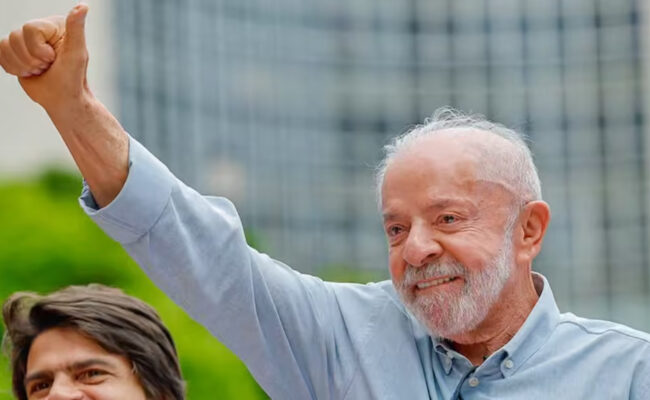 Lula cierra su campaña con actos en Río de Janeiro y Sao Paulo