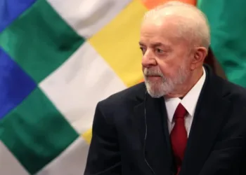 Lula acusa a la ultraderecha de entorpecer la reducción laboral