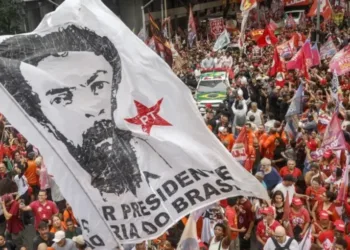 Campaña de Lula denuncia interferencia de Meta en favor de Bolsonaro