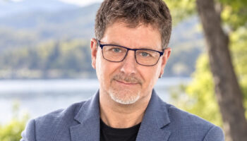 PACMA presenta a Asier Esparza como candidato a la presidencia del Gobierno para las elecciones del 29N