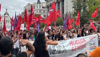 ¿Quiénes son los jóvenes de Contracorriente, juventud revolucionaria que participa de la lucha por la vivienda y preparan la huelga general?